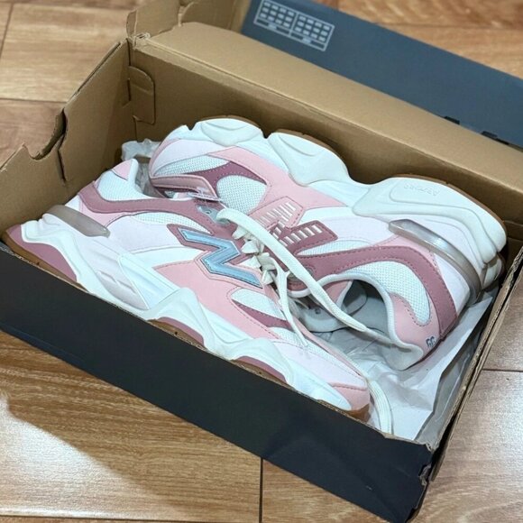 New Balance 9060 Pink Rose Sneakers - Picture 5 of 5
